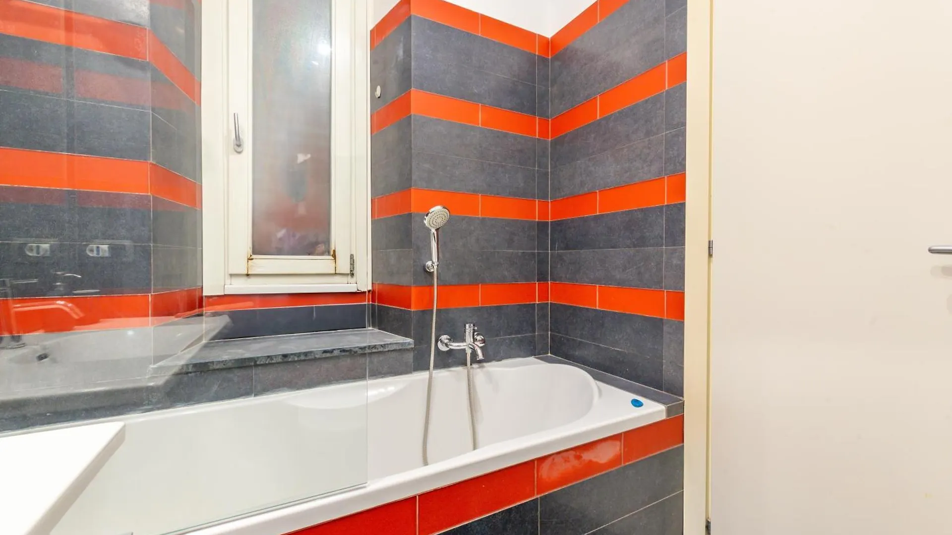 Gabi Spacious Design Apartment Rome 0*,  Italy